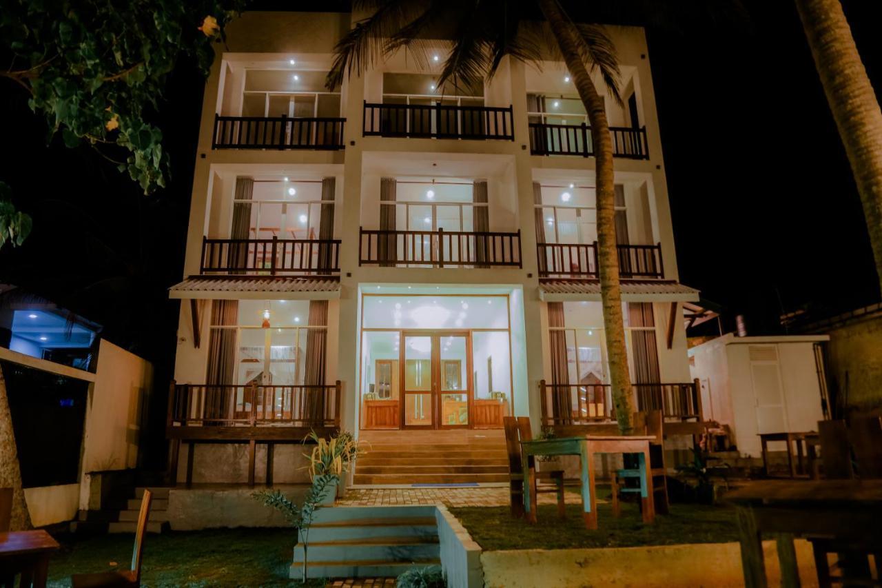 Shanora Beach Mirissa Exterior foto